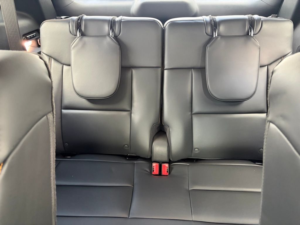 2026 Ford Explorer Tremor - Photo 25