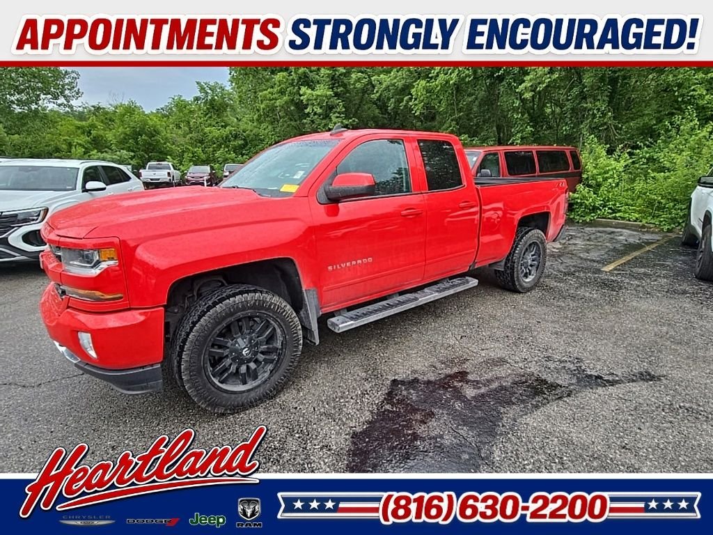 Used 2018 Chevrolet Silverado 1500 LT Z71 with VIN 1GCVKRECXJZ242850 for sale in Kansas City