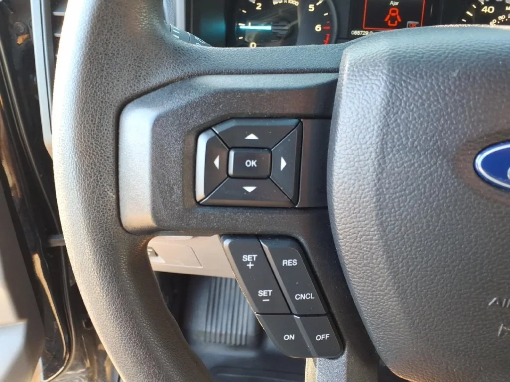 Used 2020 Black Ford XL image 22