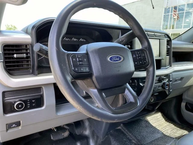 Used 2023 Oxford White Ford XL image 11