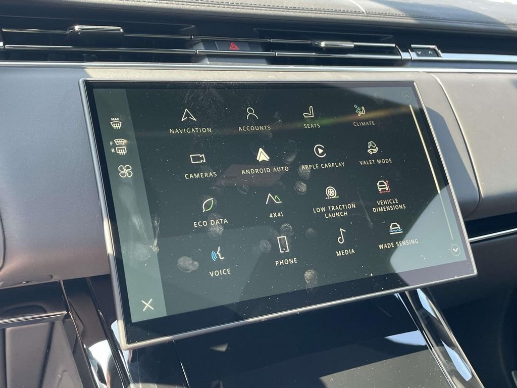 New 2026 Borasco Grey Land Rover Dynamic SE image 20