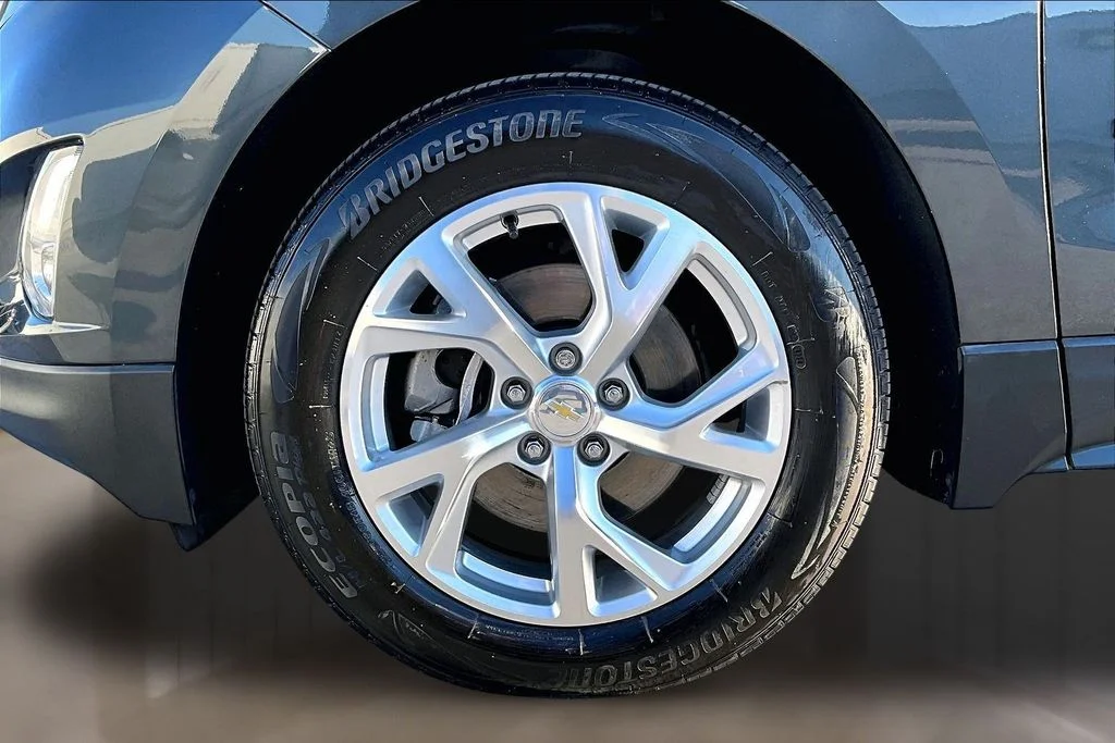 Used 2019 Gray Chevrolet LT image 32
