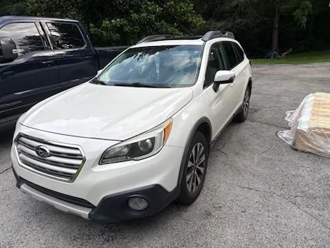 Used 2015 White Subaru 2.5i image 21