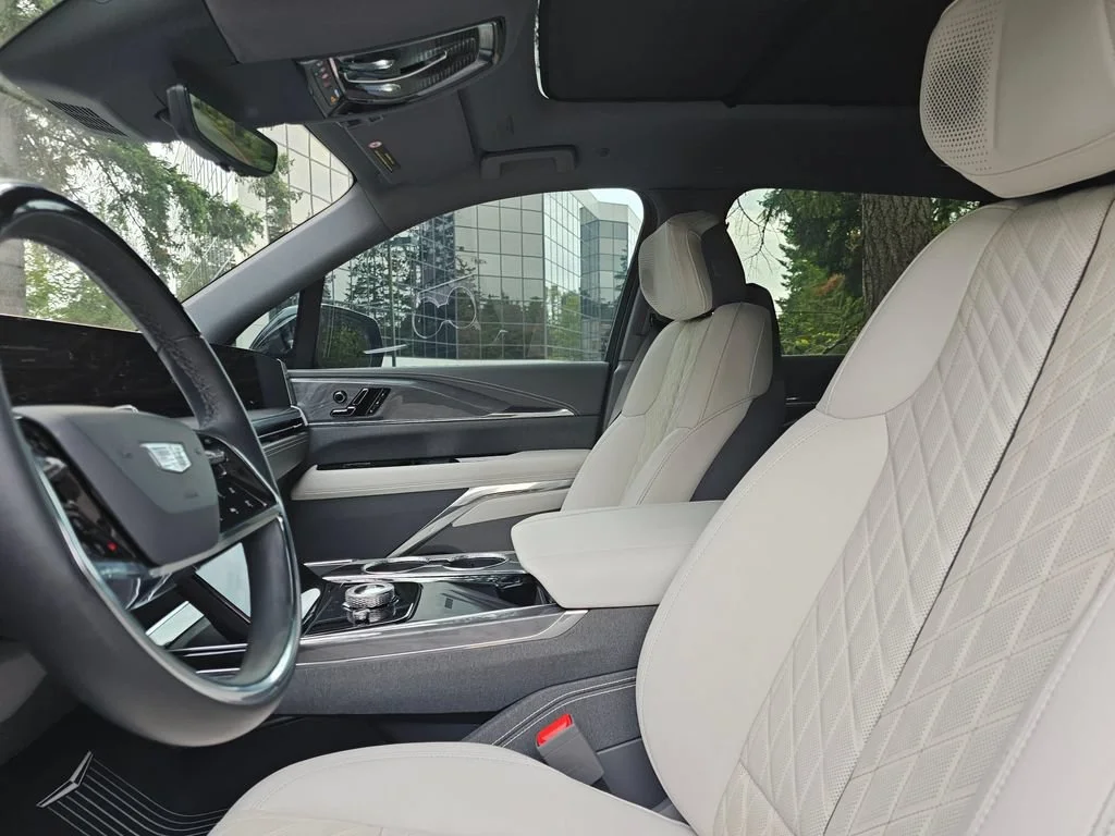 2026 Cadillac Escalade IQ Luxury - Photo 23