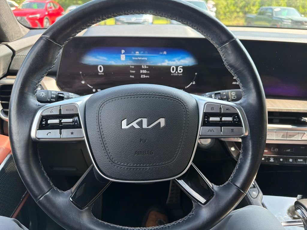 Used 2023 Ebony Black Kia SX-Prestige image 27