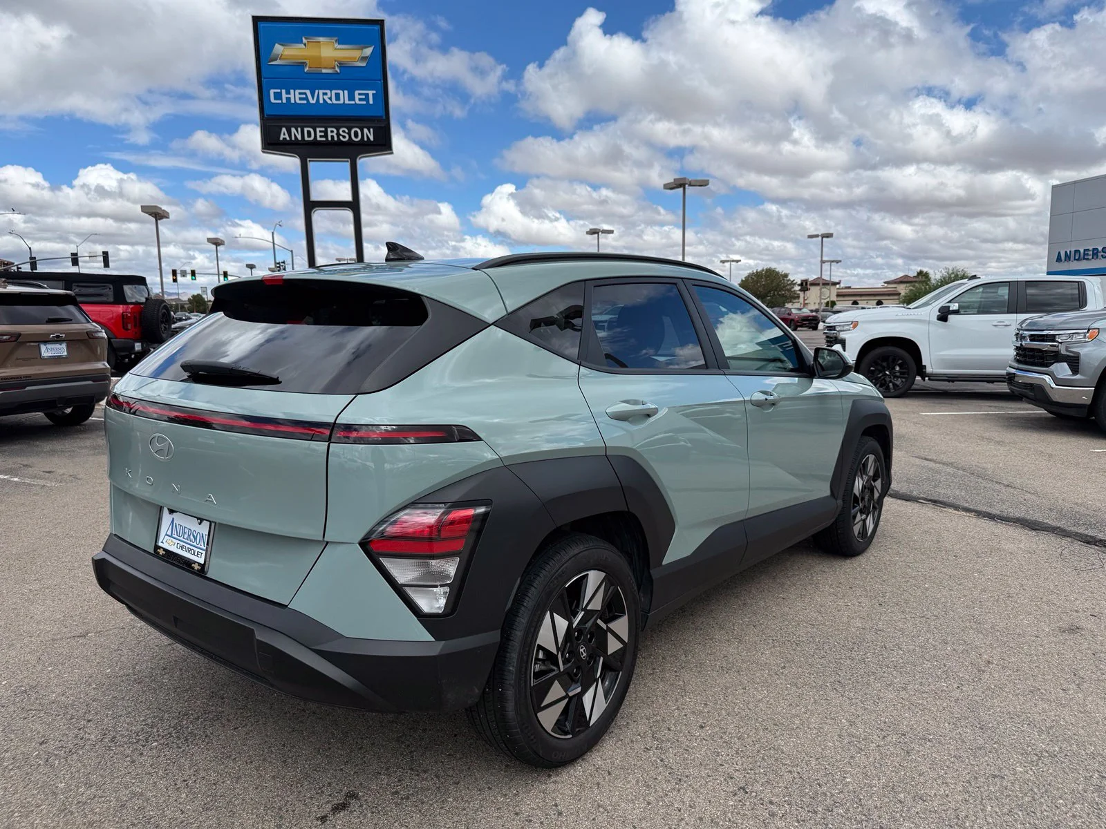 2025 Hyundai Kona SEL - Photo 5