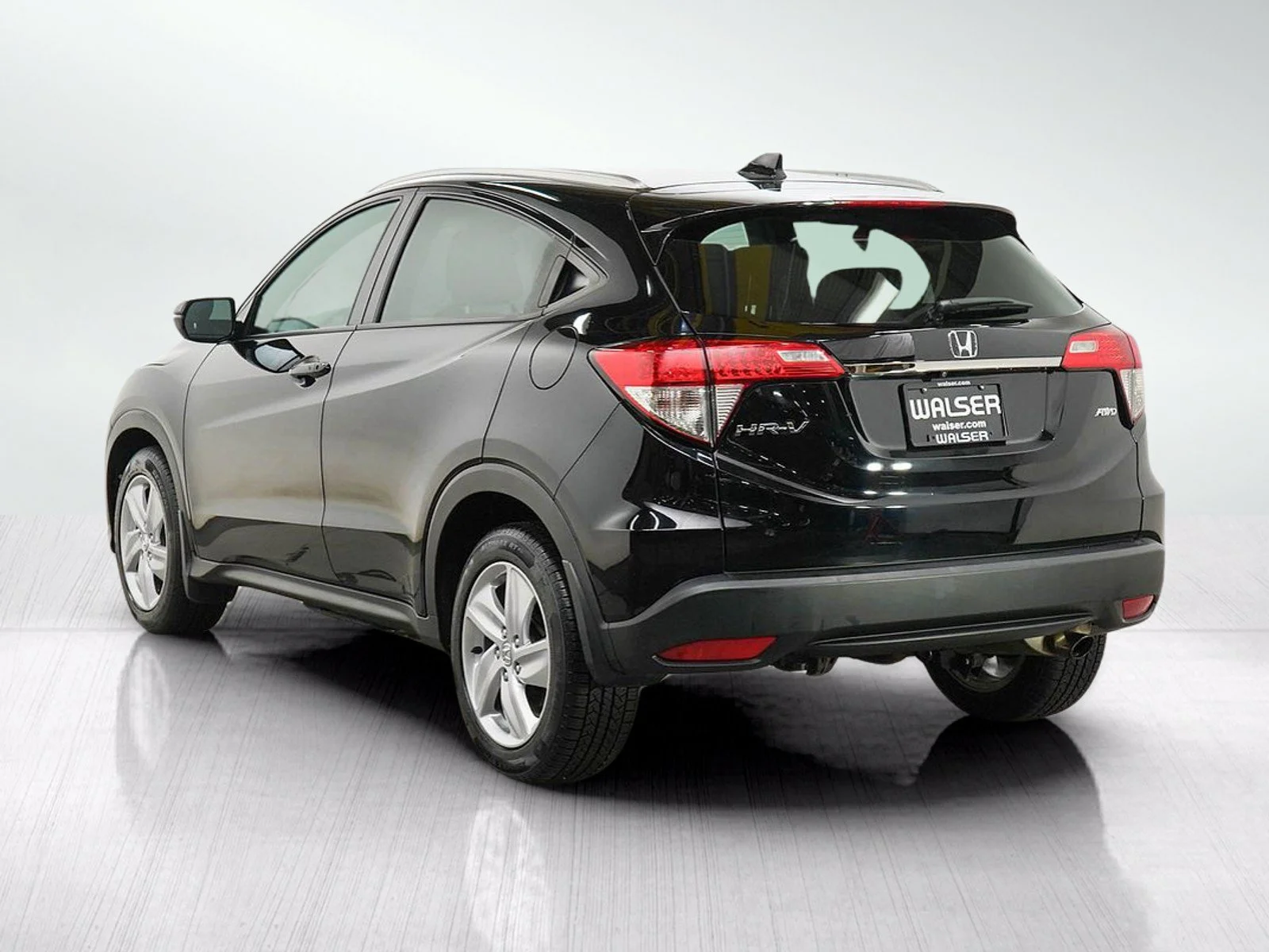 Used 2019 Crystal Black Pearl Honda 5D WAGON EX 4WD AUTO image 3