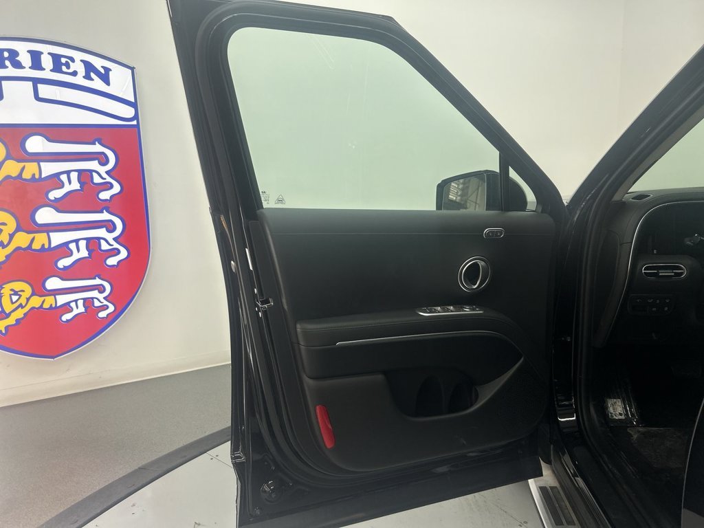 New 2026 Abyss Black Hyundai Limited AWD image 14