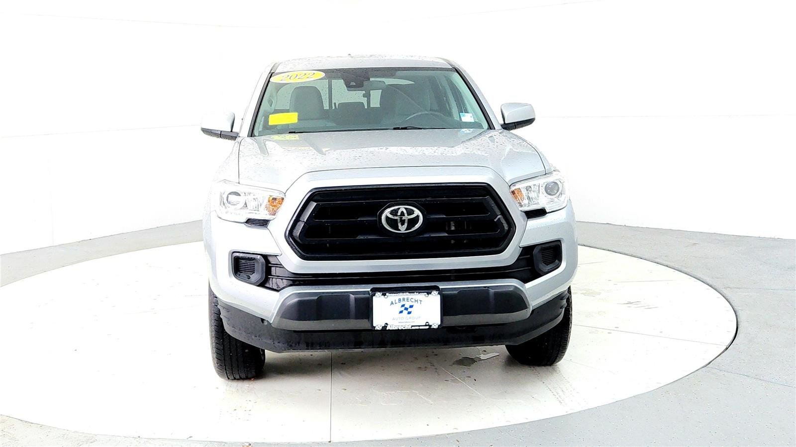 2022 Toyota Tacoma SR - Photo 8