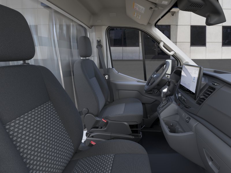 New 2026 Oxford White Ford Cutaway image 11
