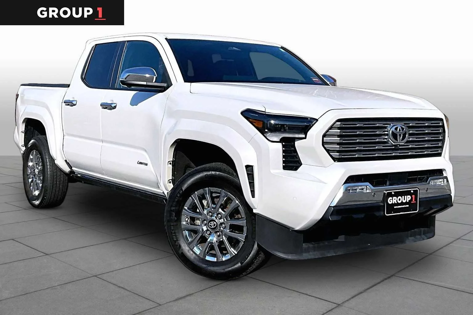 Certified Used 2024 Wind Chill Pearl Toyota Limited image 2