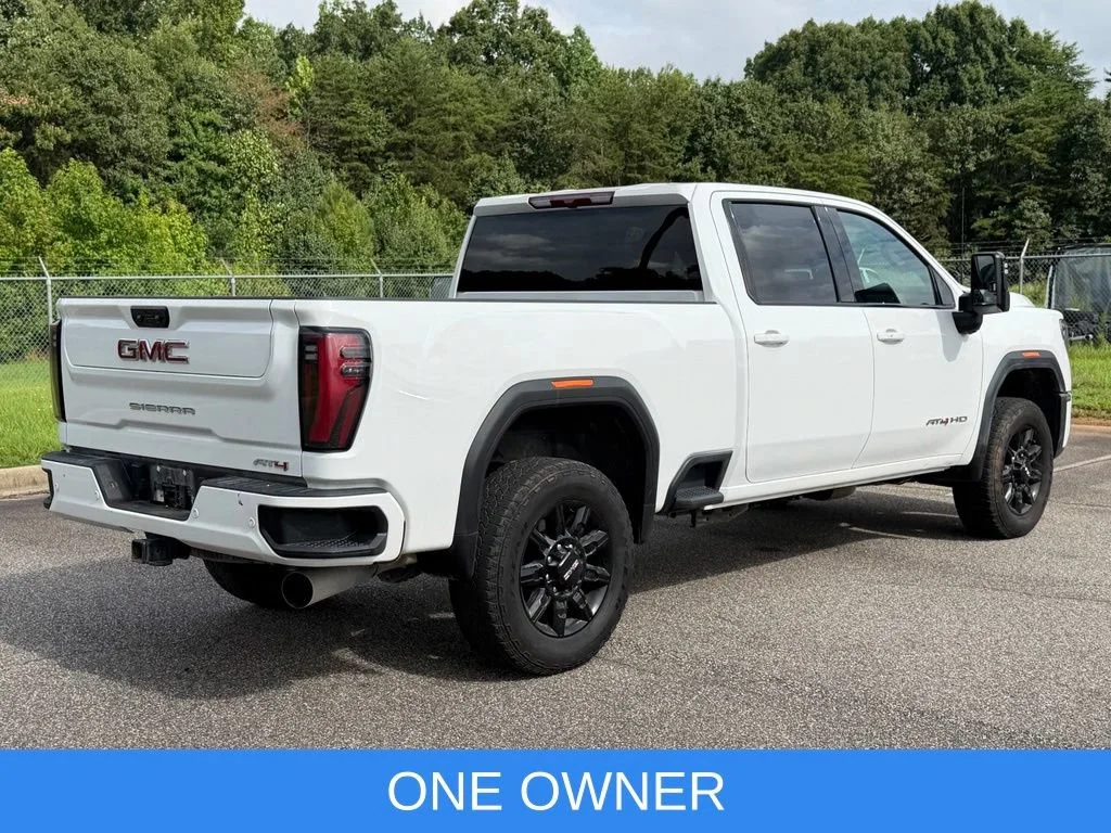 Used 2025 Summit White GMC AT4 image 5