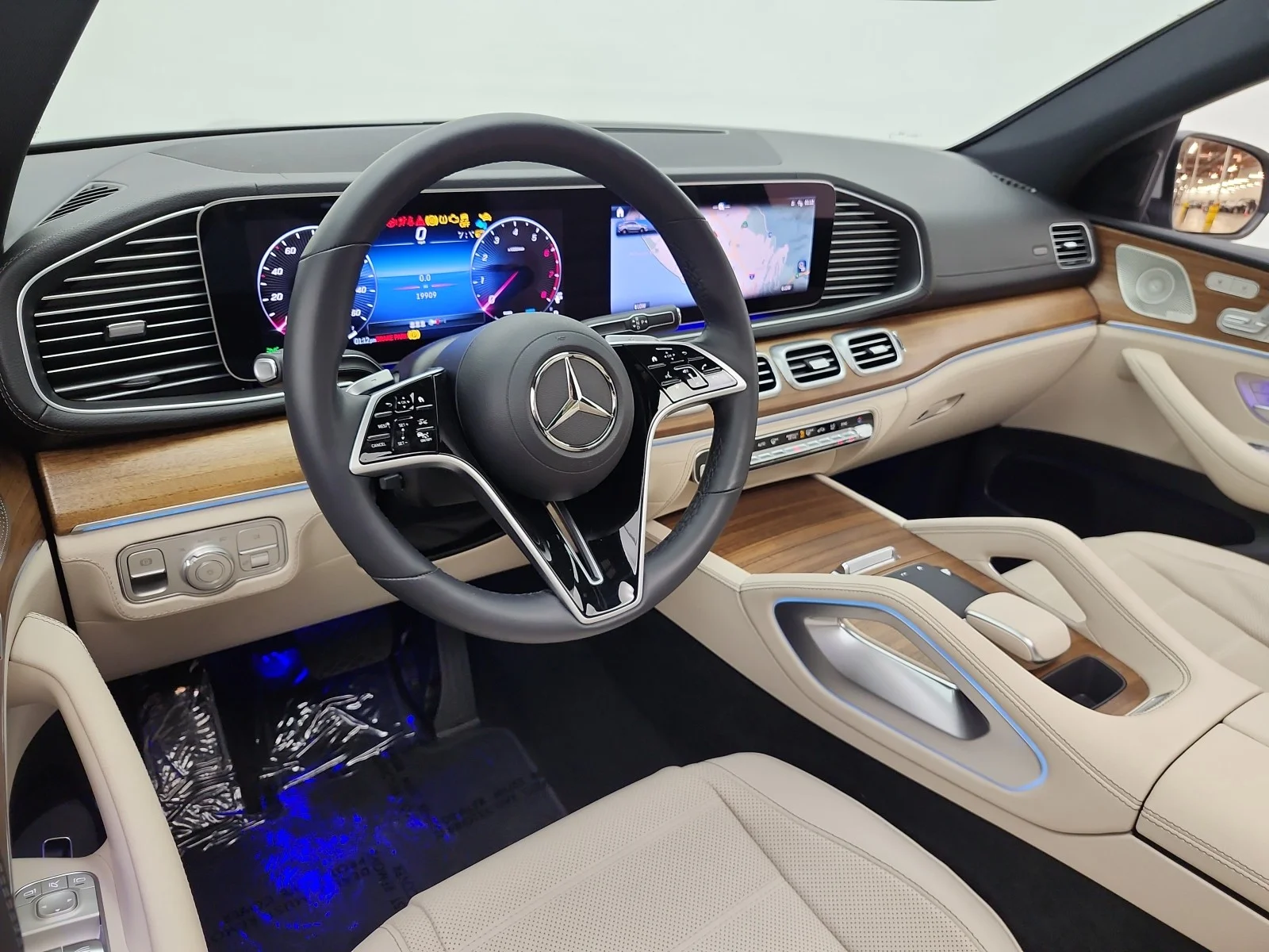 Certified Used 2025 MANUFAKTUR Alpine Grey Mercedes-Benz GLE 450 4MATIC® Coupe image 13