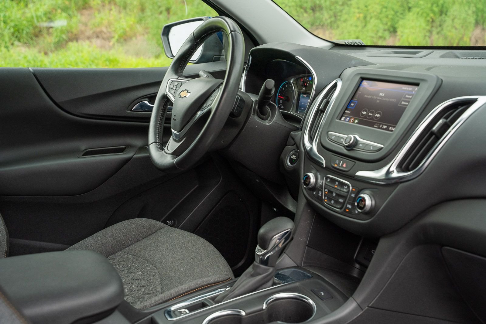Used 2022 Blue Chevrolet LT image 12