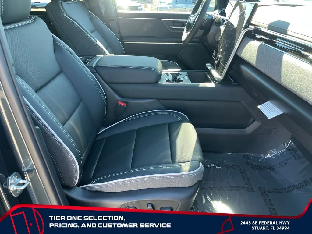 New 2026 Deep Ocean Metallic GMC Elevation Extended Range image 19