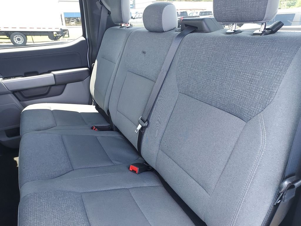 Used 2025 White Ford XLT image 27