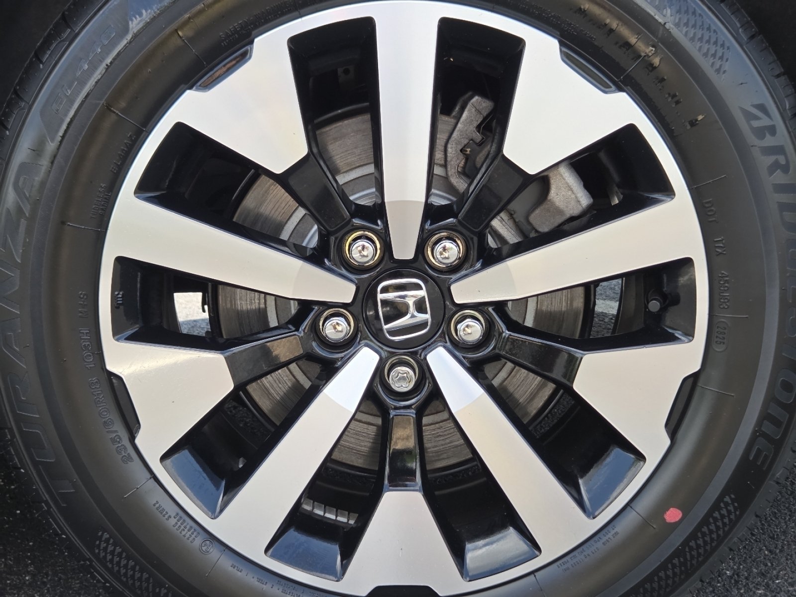 2026 Honda Odyssey EX-L - Photo 16