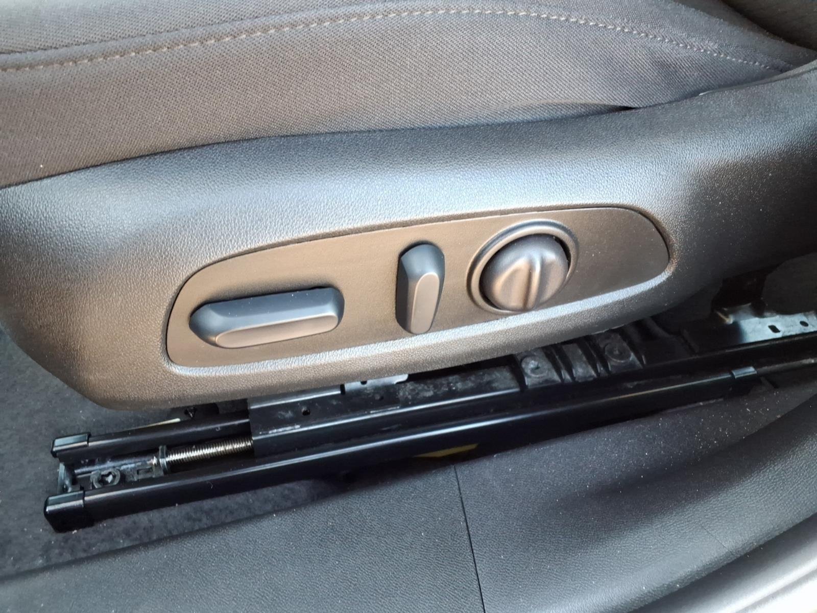 Used 2025 Mosaic Black Metallic Chevrolet LT image 8