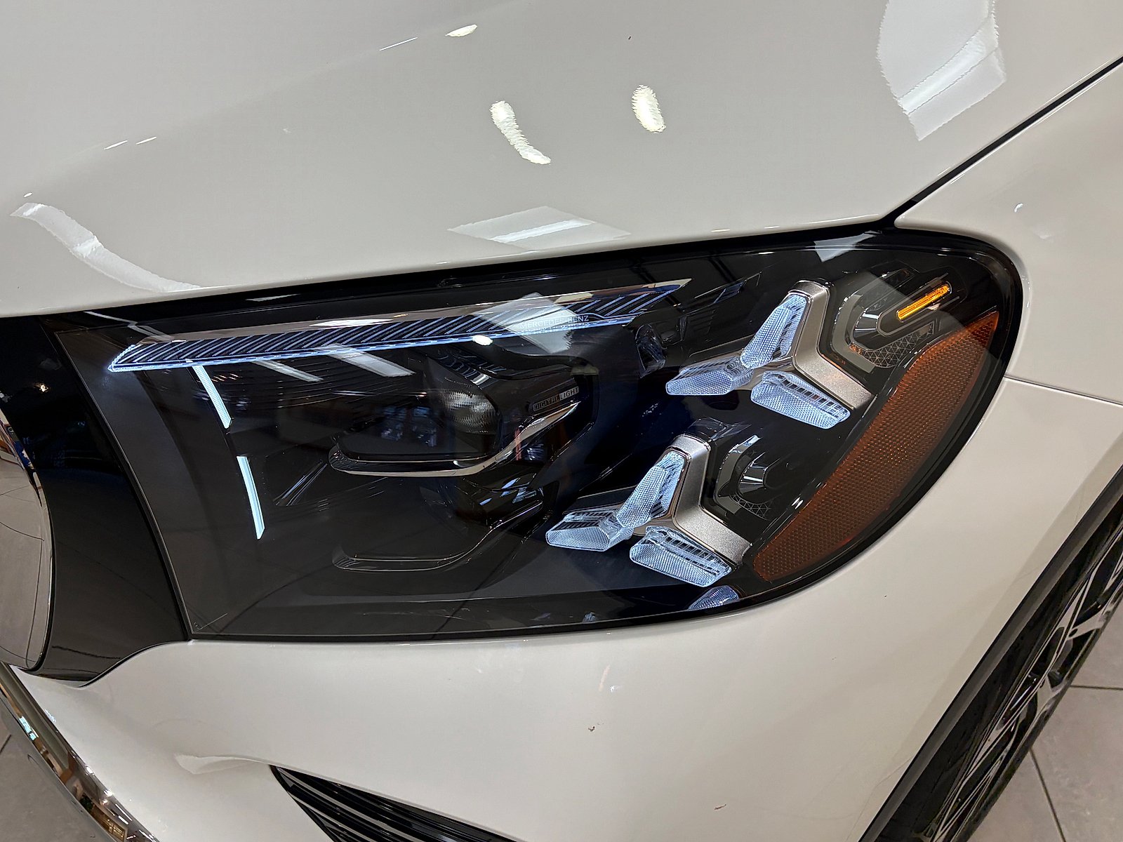 New 2027 Polar White Mercedes-Benz GLS 450 image 6
