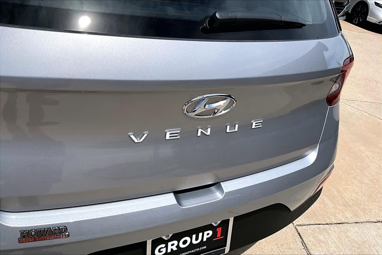 Used 2026 Shimmering Silver Hyundai SEL image 22