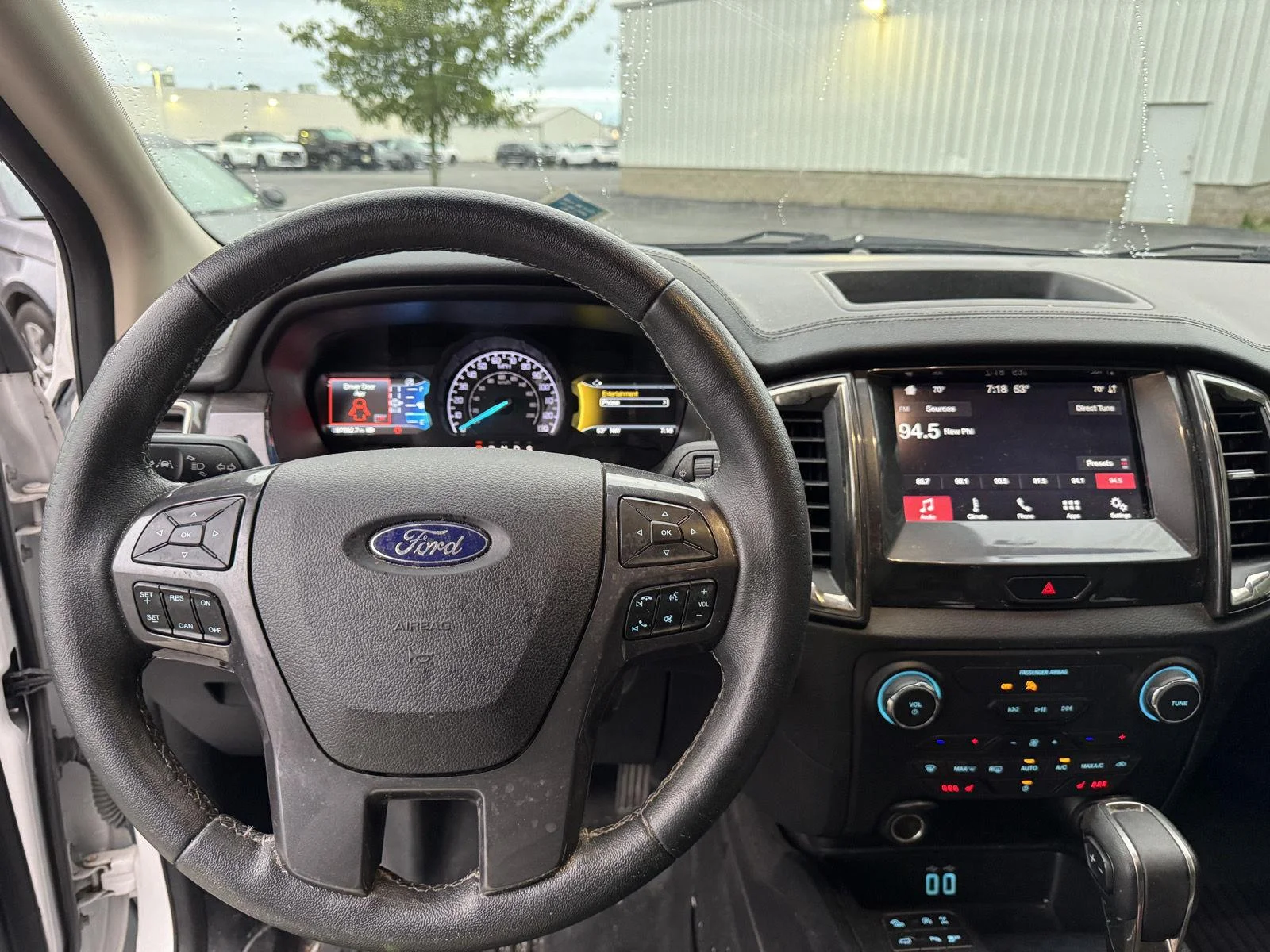 Used 2019 Oxford White Ford LARIAT image 4
