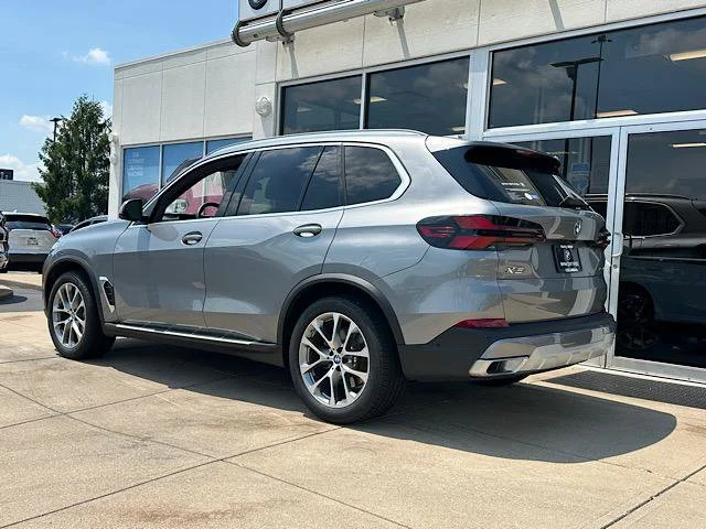 Certified Used 2025 Skyscraper Grey Metallic BMW xDrive40i image 6