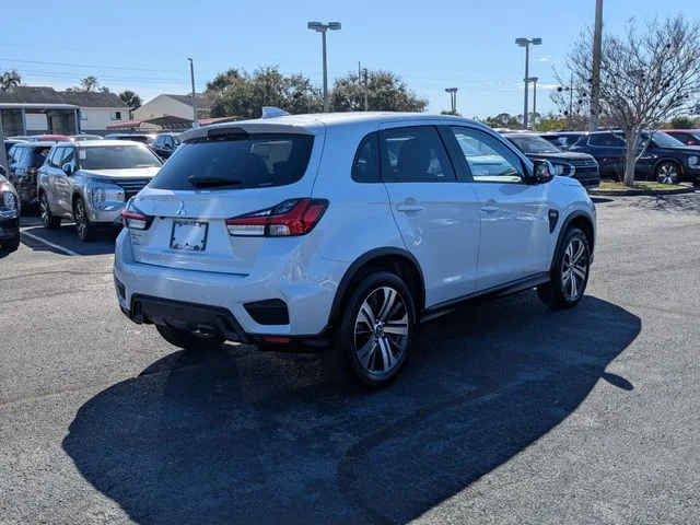 New 2026 White Mitsubishi ES image 6