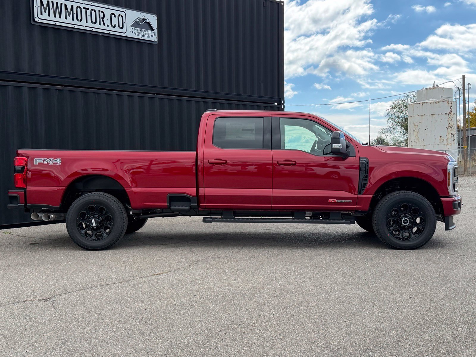 New 2027 Ruby Red Metallic Tinted Clearcoat Ford F-350® Lariat® image 6