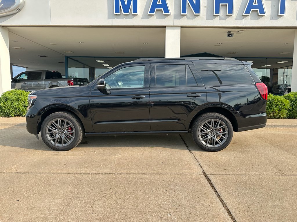 New 2025 Agate Black Metallic Ford Platinum® image 4