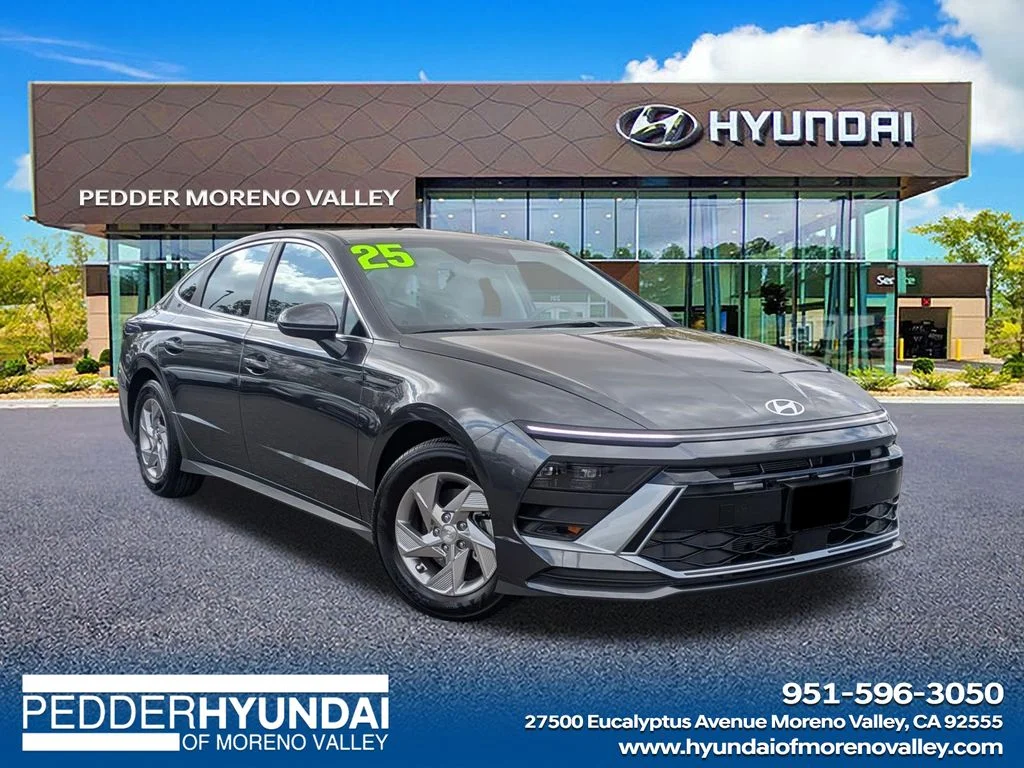 2025 Hyundai Sonata SE's photo