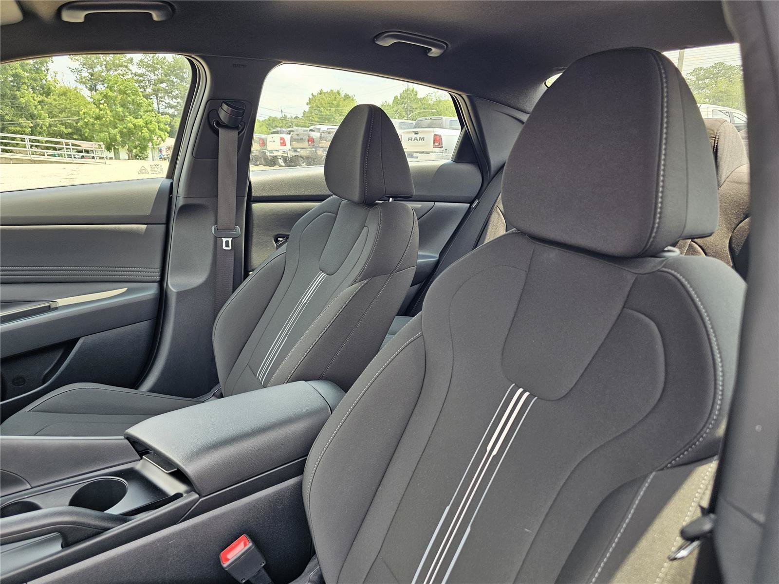 Used 2026 Abyss Black Hyundai SEL Sport image 16