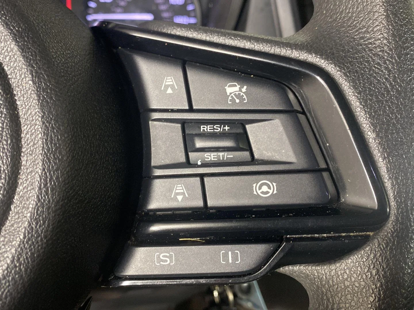Used 2025 Crimson Red Pearl Subaru Base image 22