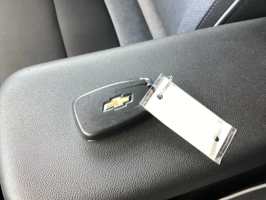 Used 2023 Summit White Chevrolet LT image 37