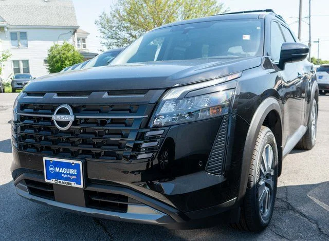 New 2026 Super Black Nissan SL image 1