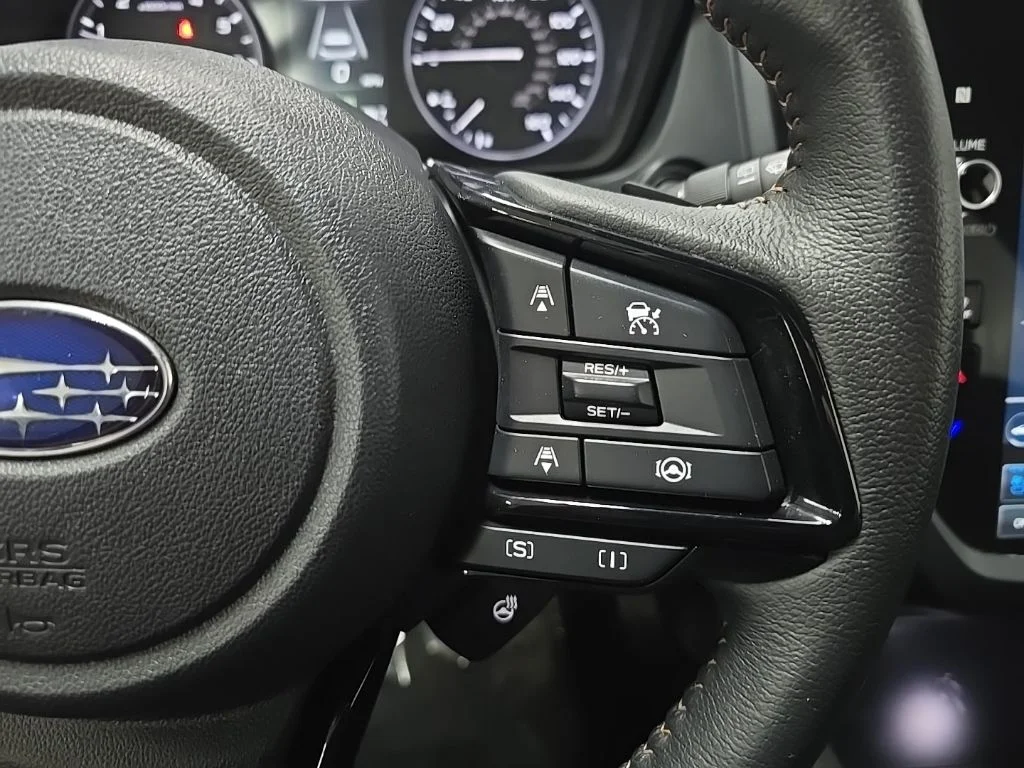 Used 2025 Crystal Black Silica Subaru Touring image 23