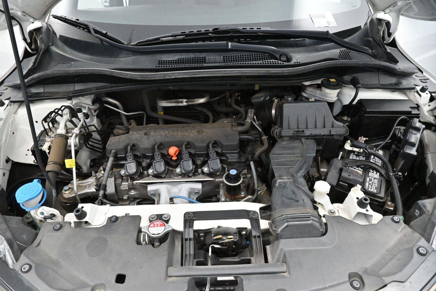 Used 2022 Platinum White Pearl Honda Sport image 32