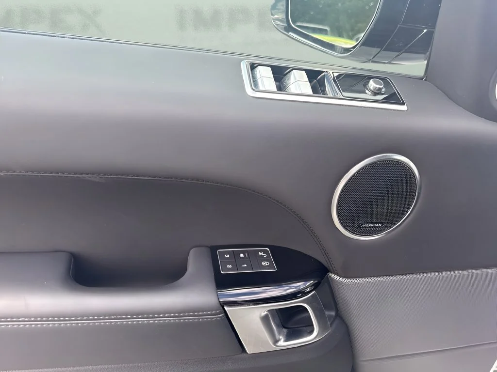 Used 2020 White Land Rover HST image 24