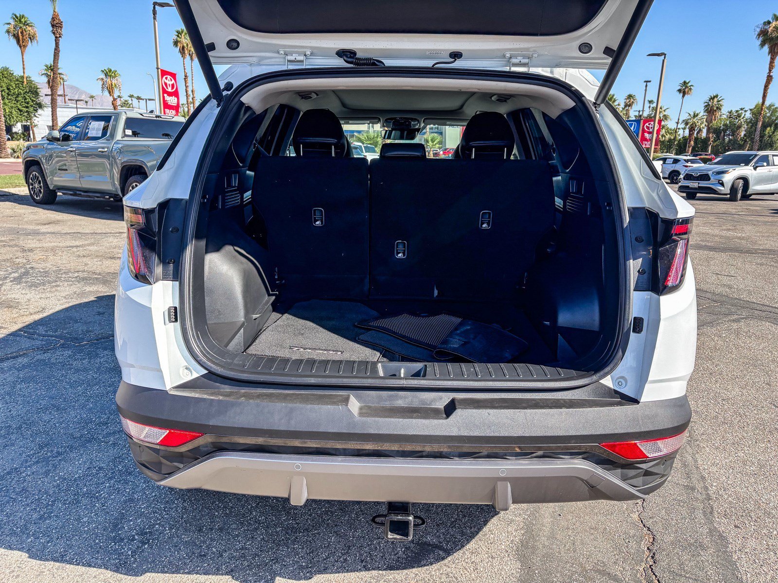 2022 Hyundai Tucson Limited - Photo 13