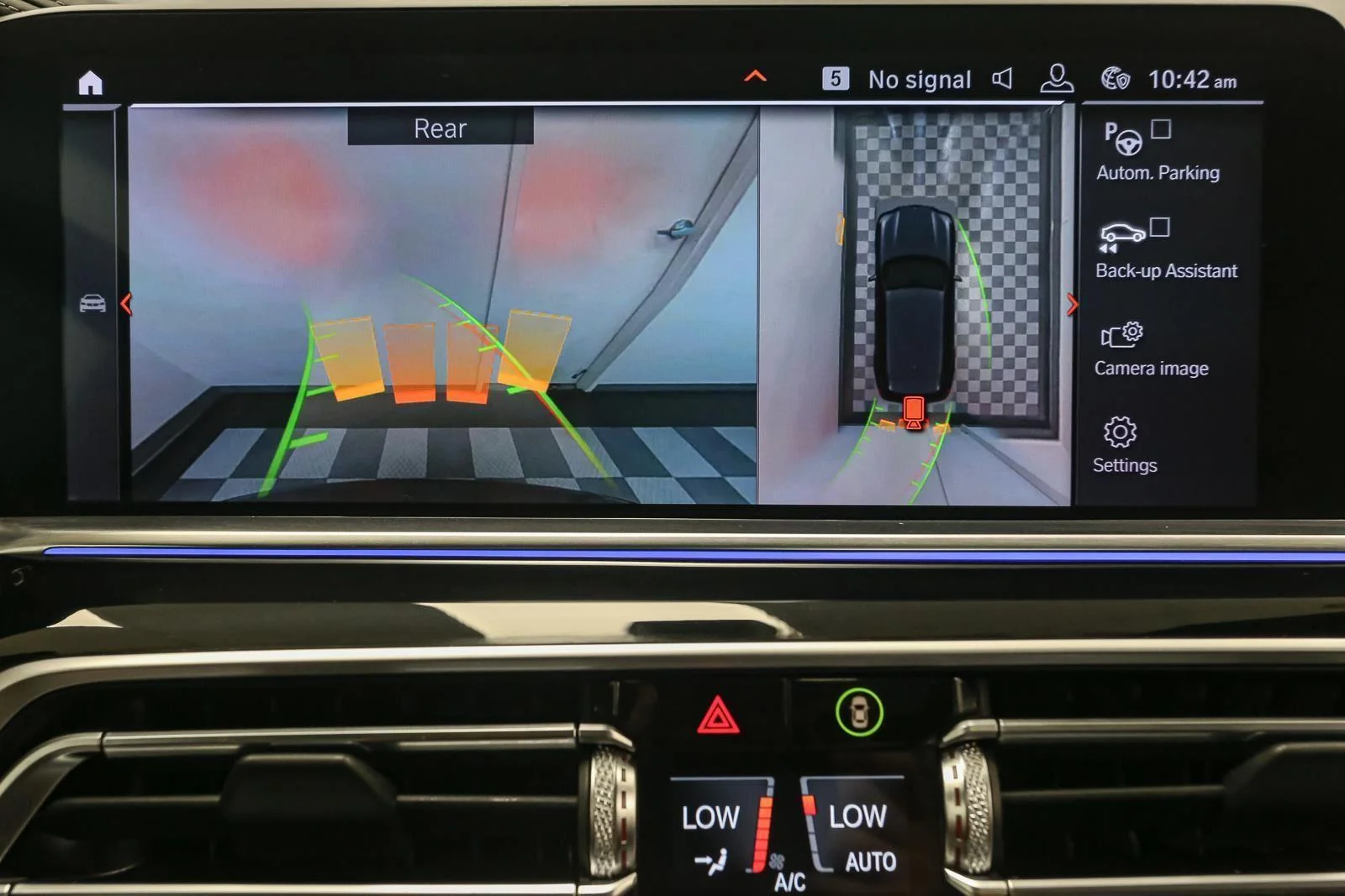 Used 2019 Black Sapphire Metallic BMW xDrive50i image 36