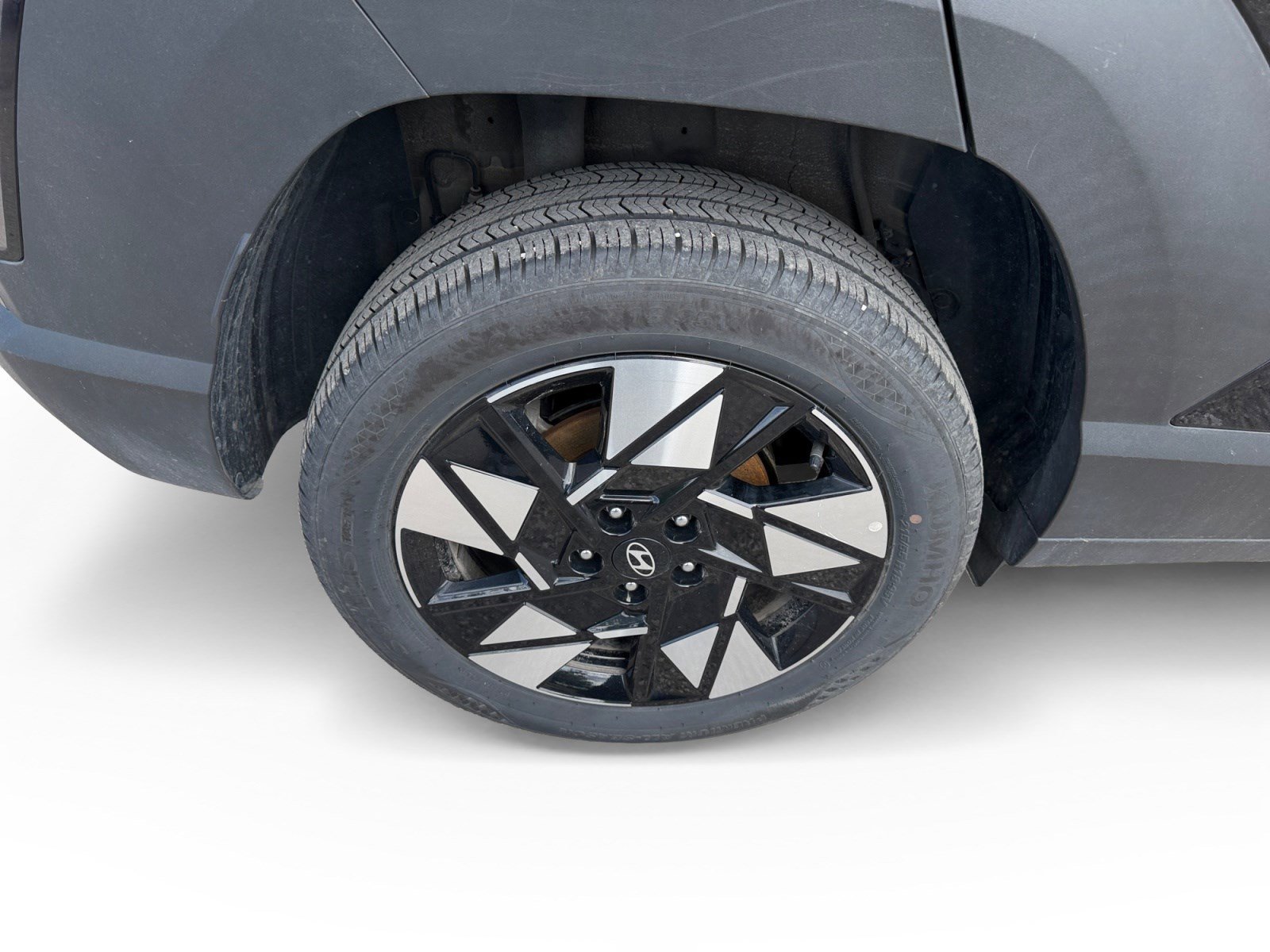 2025 Hyundai Kona SEL - Photo 15