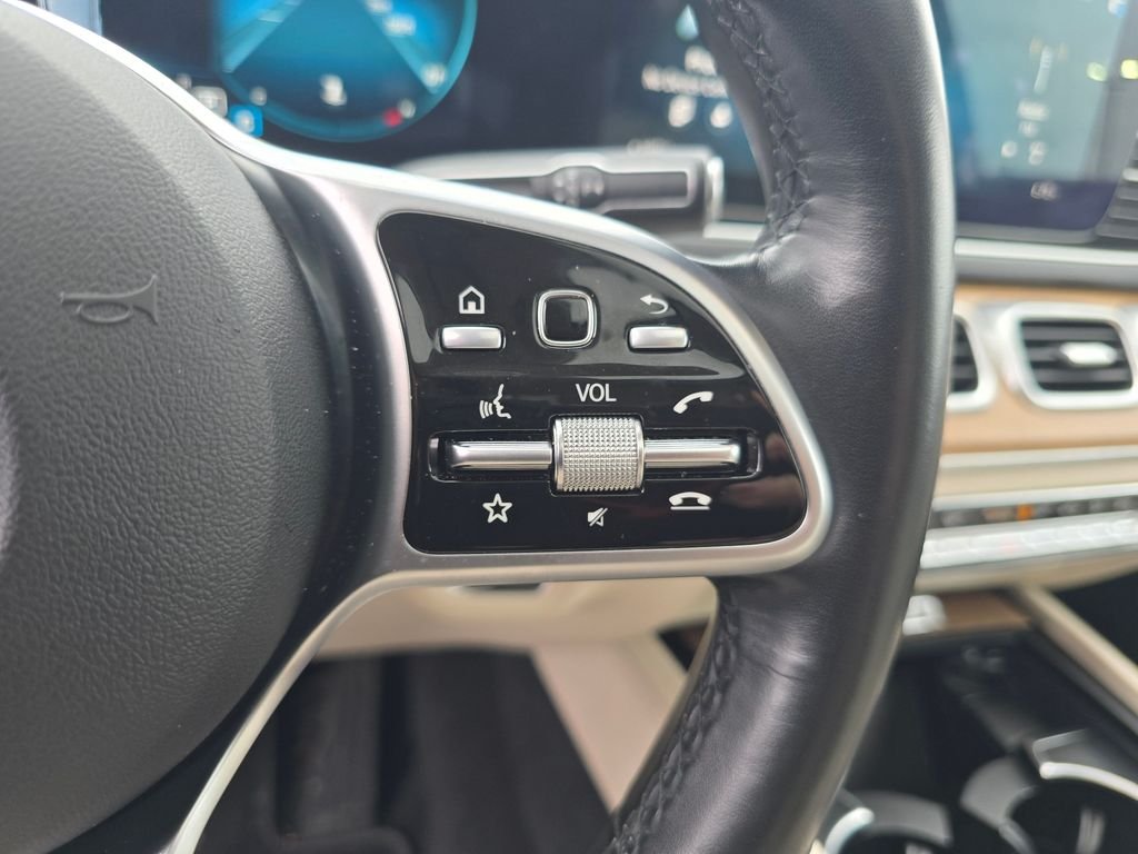 Used 2022 White Mercedes-Benz GLE 350 image 25