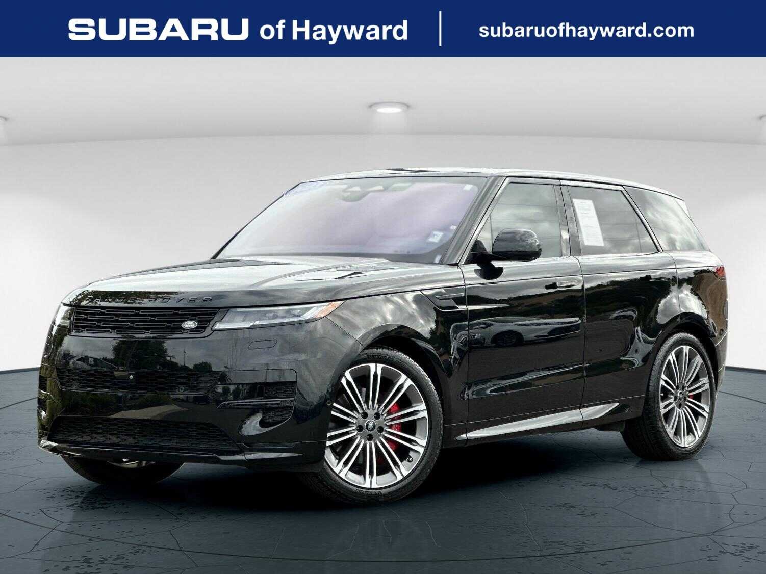 Used 2023 Santorini Black Metallic Land Rover SE Dynamic 4D Sport Utility image 1