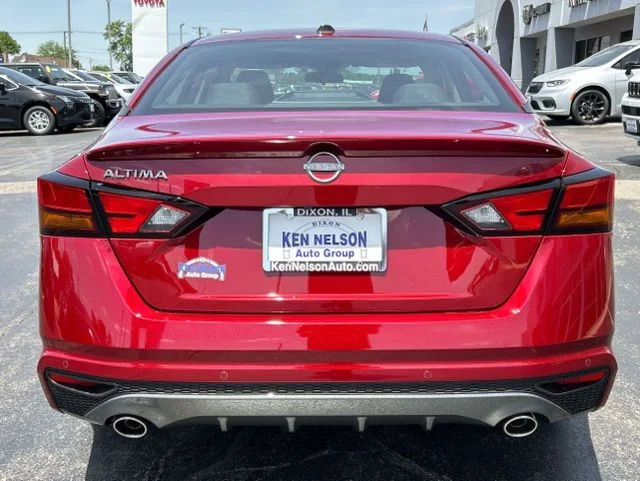 New 2026 Scarlet Nissan 2.5 SV image 4