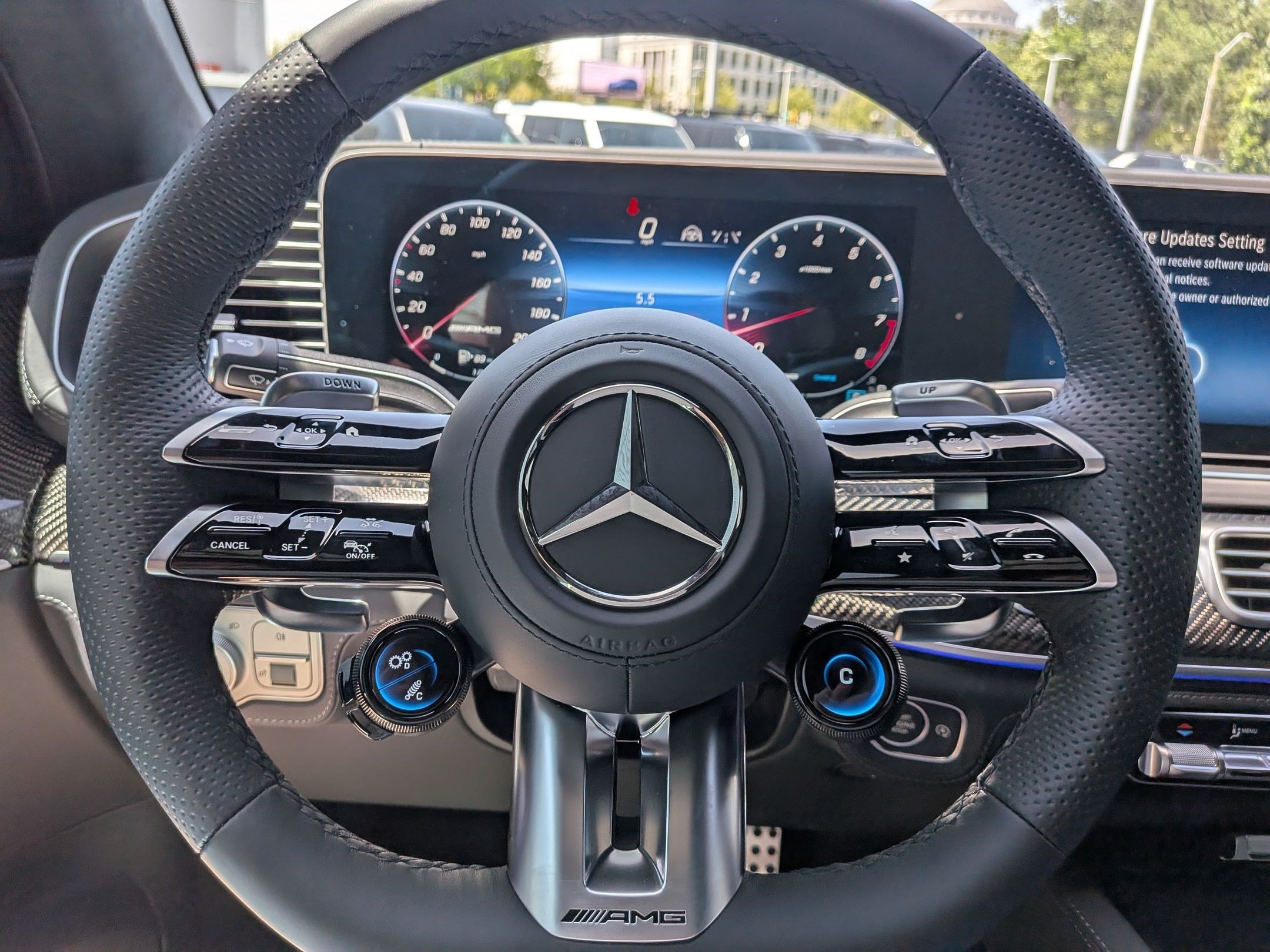 New 2026 MANUFAKTUR Alpine Grey Mercedes-Benz AMG® GLE 63 S image 35