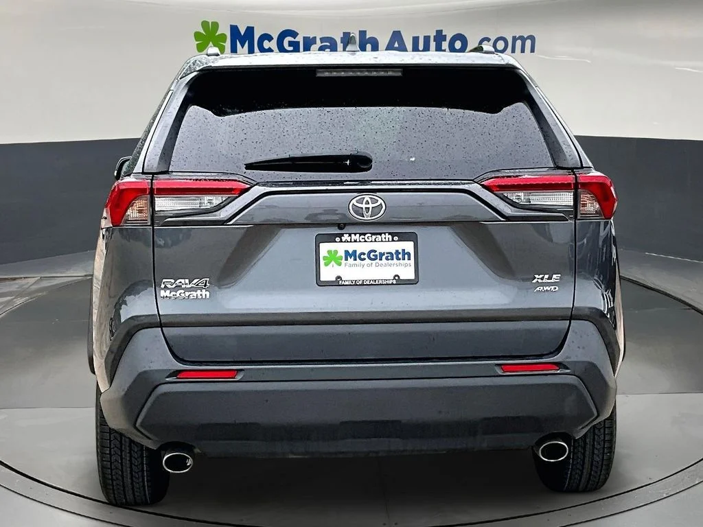 Certified Used 2019 Gray Toyota XLE image 6