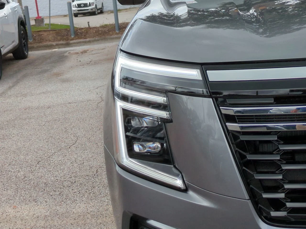 2026 Nissan Armada SL - Photo 9