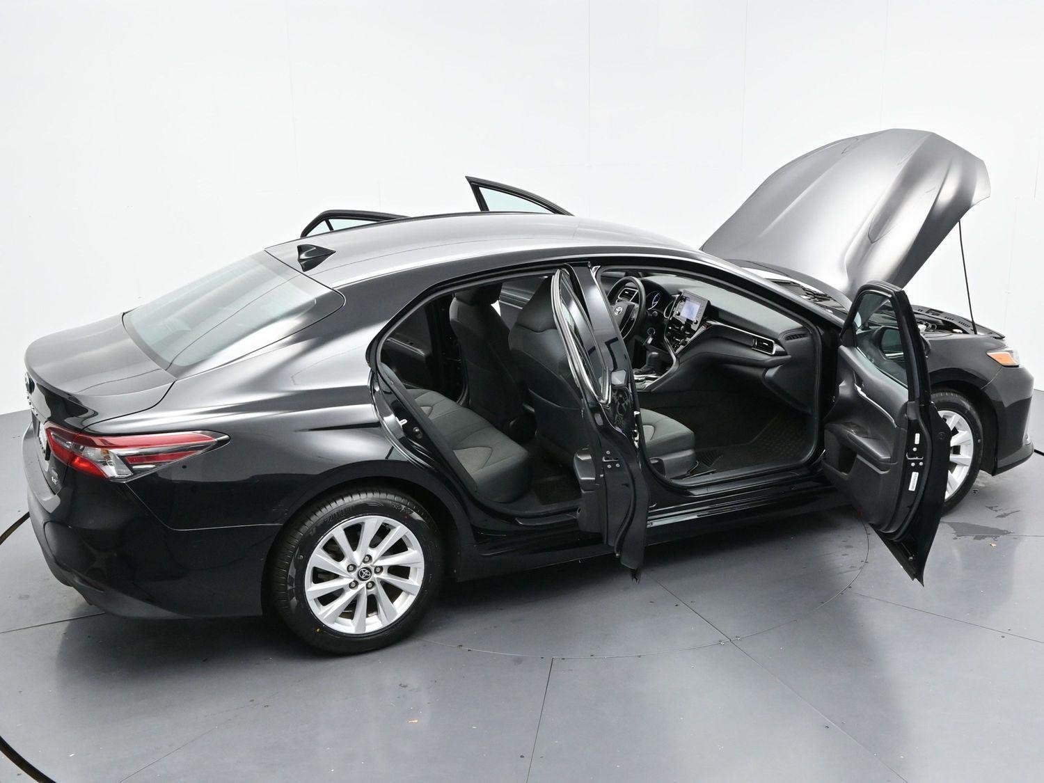 Used 2022 Midnight Black Metallic Toyota LE image 36