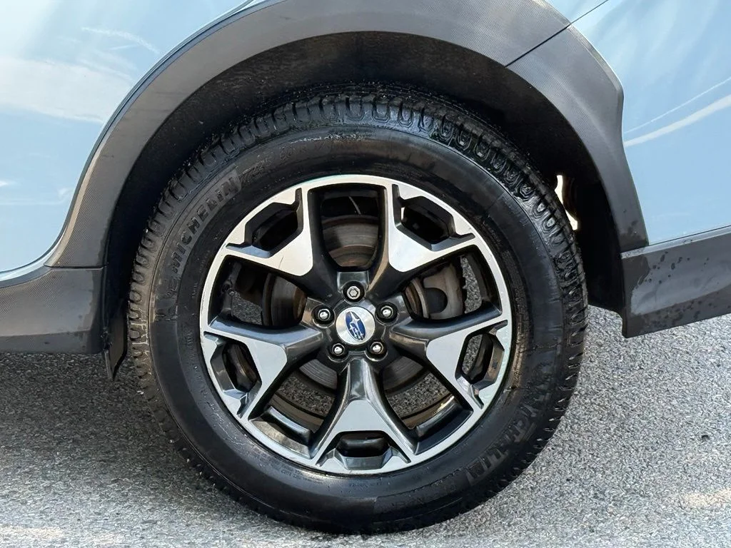 Used 2018 Gray Subaru 2.0i Premium image 7