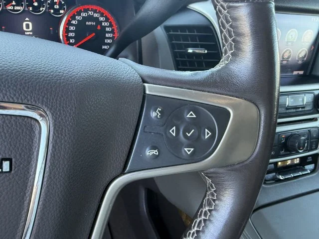 Used 2015 Onyx Black GMC Denali image 24
