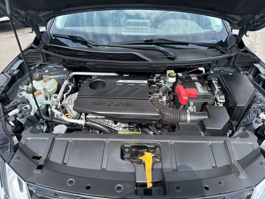 Used 2023 Gray Nissan SV image 10